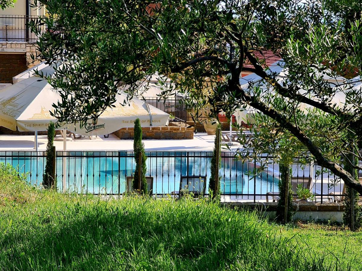 Hotel Stara Sola - Oleander Resort Korte Dış mekan fotoğraf