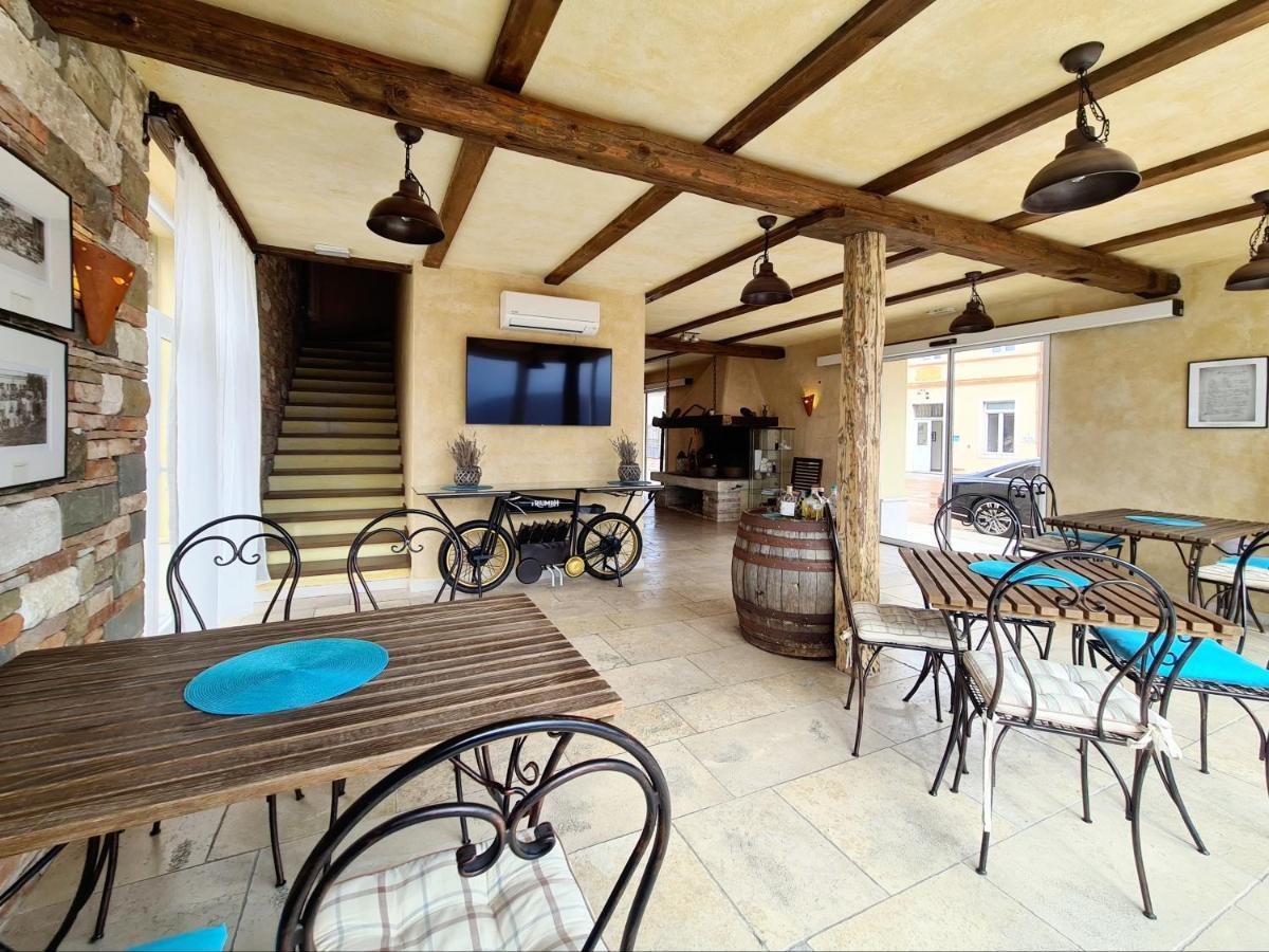 Hotel Stara Sola - Oleander Resort Korte Dış mekan fotoğraf