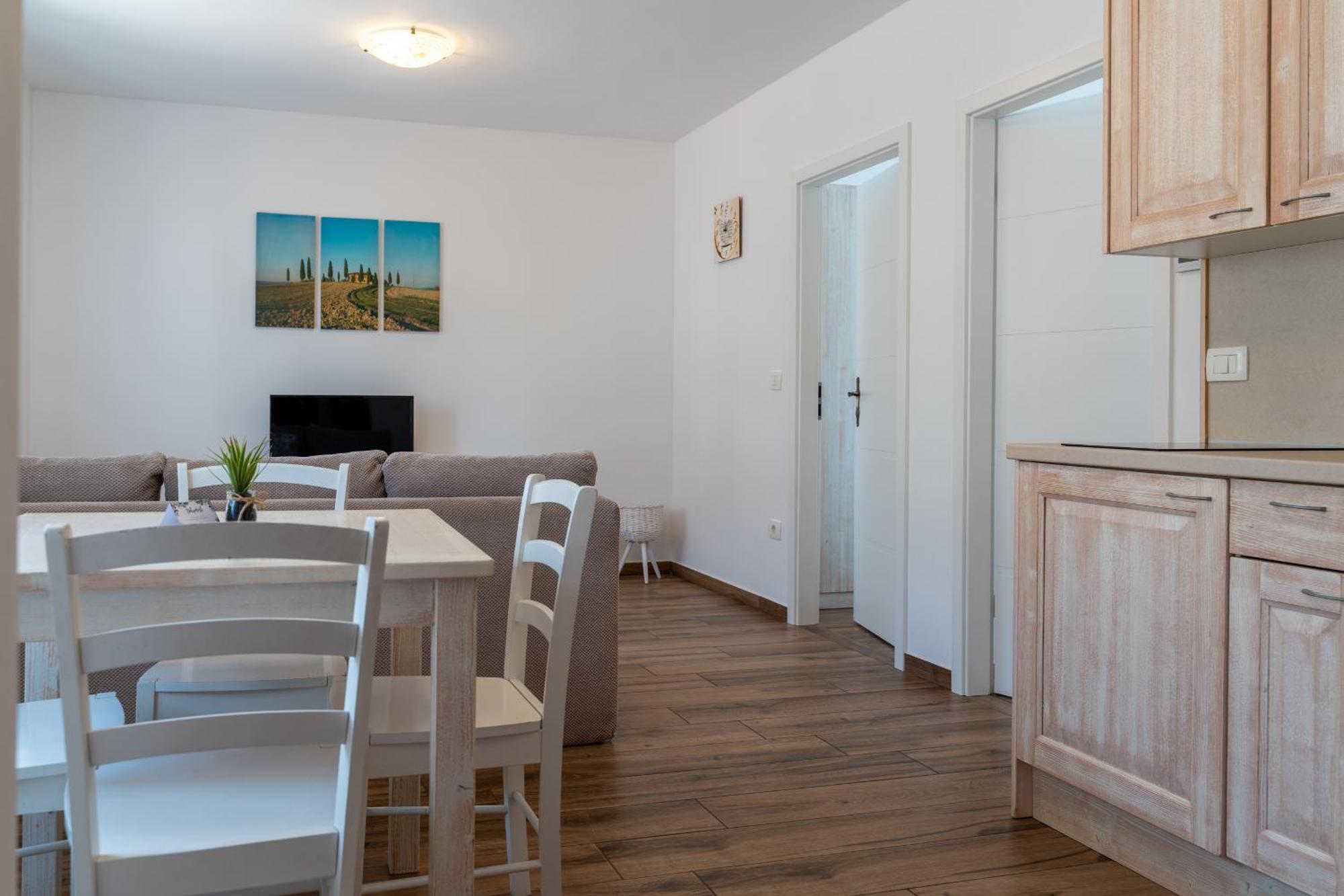 Hotel Stara Sola - Oleander Resort Korte Dış mekan fotoğraf
