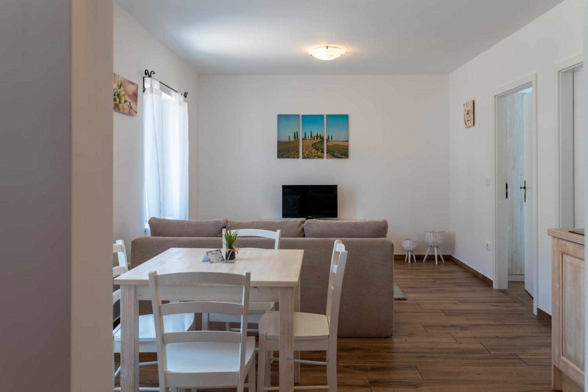 Hotel Stara Sola - Oleander Resort Korte Dış mekan fotoğraf