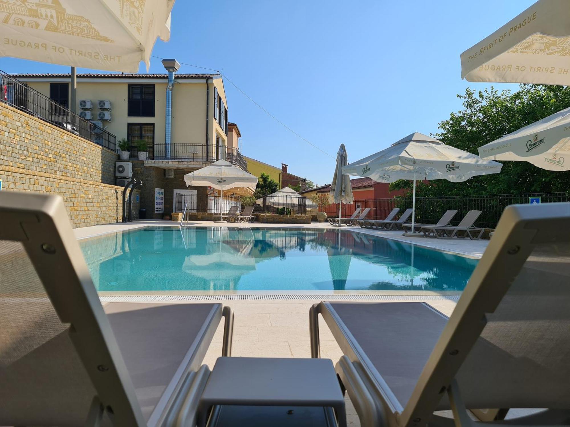 Hotel Stara Sola - Oleander Resort Korte Dış mekan fotoğraf